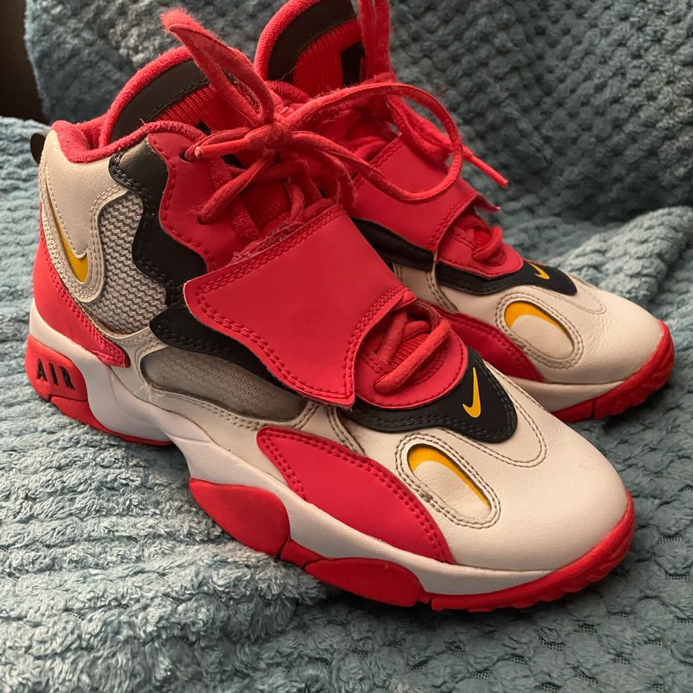 Girls NIKE air speed turf running Shoes youth size 6.5